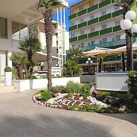 Hotel Mirage