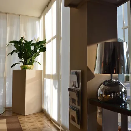 Hotel Mirage 3*